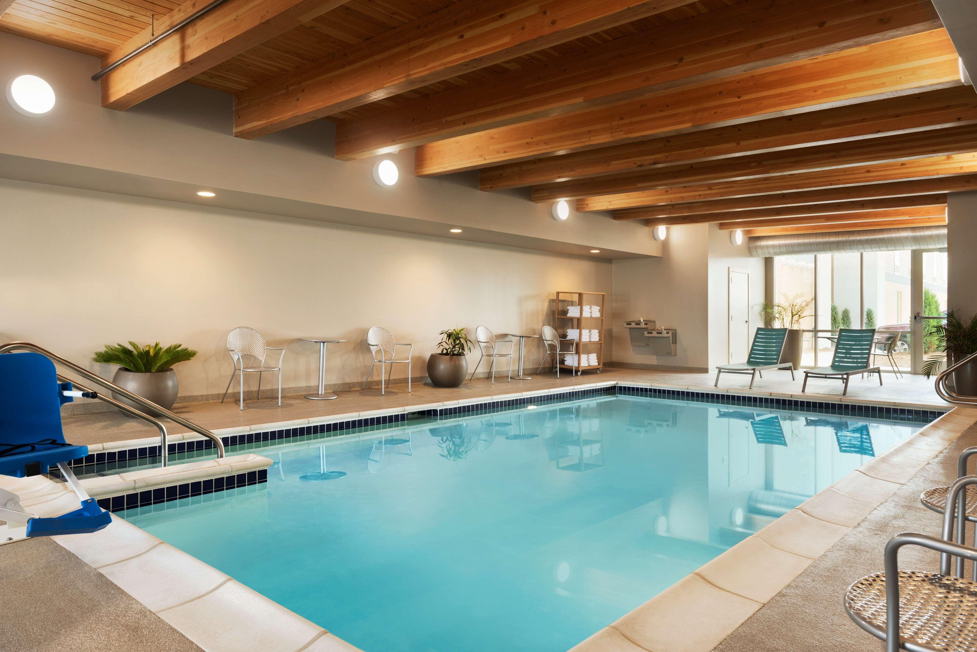 Home2 Suites By Hilton Milwaukee Brookfield Waukesha Exterior foto