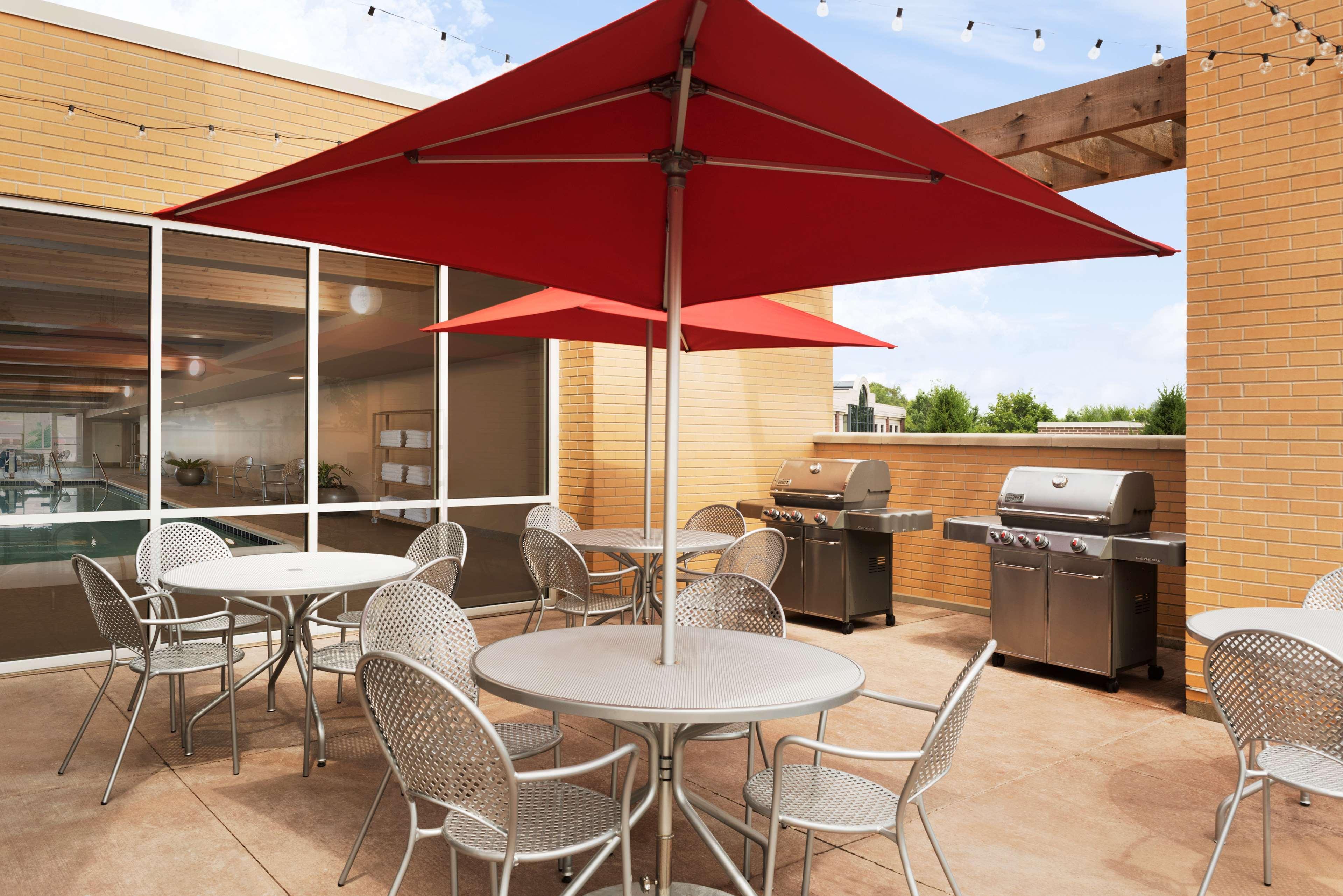 Home2 Suites By Hilton Milwaukee Brookfield Waukesha Exterior foto